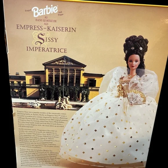 1996 Barbie Empress Sissy Doll in Elegant White and Gold - Picture 4 of 5